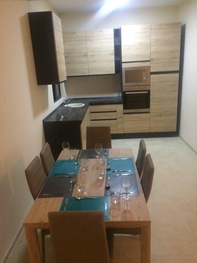 מליאהה Higlander Apartments מראה חיצוני תמונה